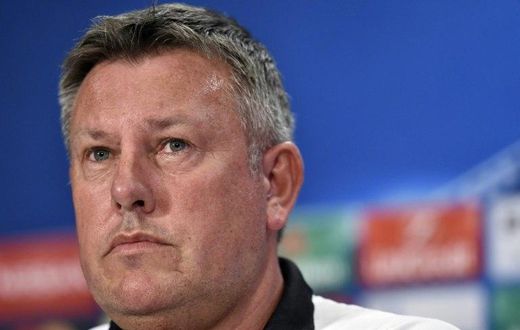 Leicester City's English manager Craig Shakespeare denies having a falling out with sacked boss Claudio Ranieri