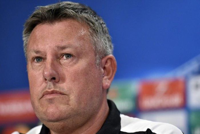 Leicester City's English manager Craig Shakespeare denies having a falling out with sacked boss Claudio Ranieri