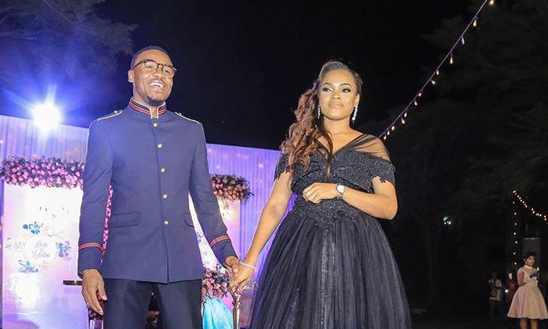 Alikiba with his wife Amina. Alikiba forced to sing Harmonize’s song in public