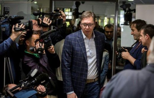 Presidential candidate and Serbian Prime Minister Aleksandar Vucic arrives at a polling station in Belgrade on April 2, 2017