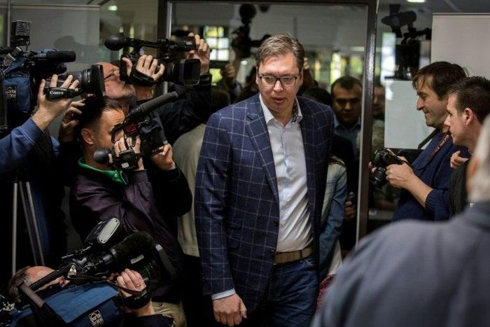 Presidential candidate and Serbian Prime Minister Aleksandar Vucic arrives at a polling station in Belgrade on April 2, 2017