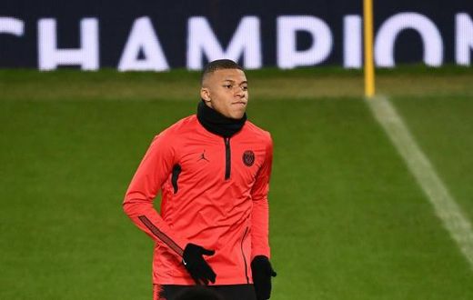 The absence of Neymar and Edison Cavani through injury has placed more responsibility on the shoulders of 20-year-old PSG forward Kylian Mbappe