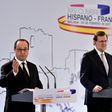 Spanish Prime Minister Mariano Rajoy (R) and French President Francois Hollande give a joint press conference at the Centre Pompidou during a Spanish-Franco summit in Malaga, on February 20, 2017