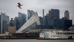 Manhattan pier is deemed unsafe, forcing cancellation of an art show