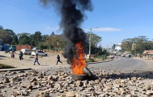 Major Highway blocked as matatu saccos clash