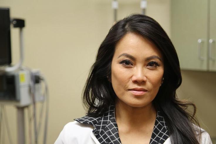 Dr. Lee Extracts a Very Slick Lipoma