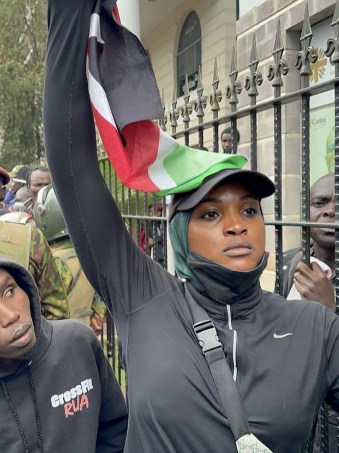 Shakira Wafula boldy confronting police officers during the June 25, 2025 anti- Finance Bill protests in Nairobi. [Image Credit: Shakira]