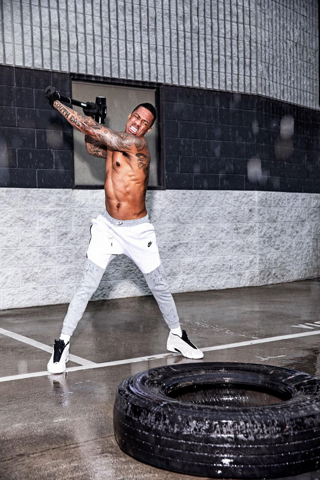 Nick Cannon's Fierce Workout Keeps Him In Shape
