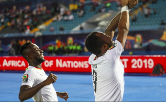 Jordan Ayew celebrating his goal for Ghana