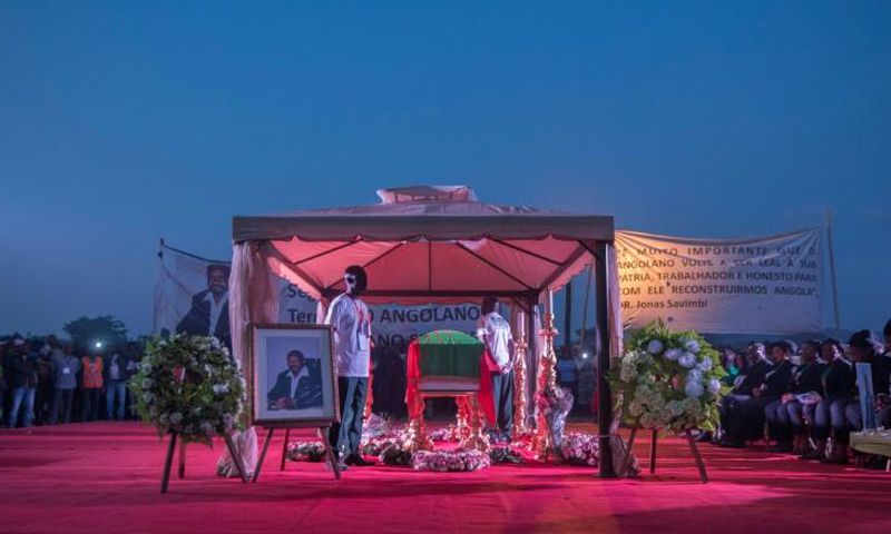 Thousands of supporters of Angola's former rebel leader Jonas Savimbi rallied for his public funeral on Saturday