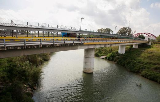 Asylum Protesters Close Bridge on Texas-Mexico Border