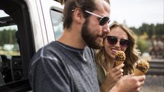The 10 Best Snacks to Pack For a Road Trip