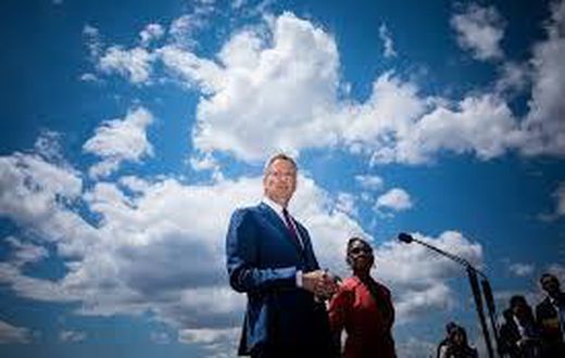 Stop sneering at Bill de Blasio