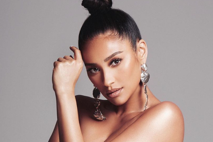 Shay Mitchell Announces Pregnancy In Naked Photo