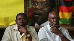 Dumiso Dabengwa, a force in Zimbabwe's liberation, is dead at 79