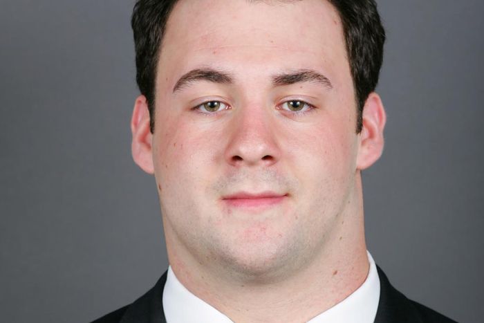 Police Officer Is Killed in Bronx Area Scarred by Gang Violence