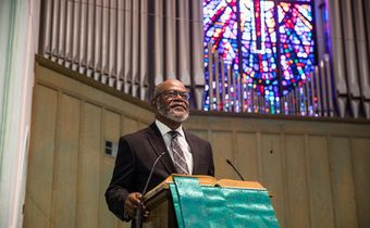 'He Was Loved by All': Friends in Baltimore Mourn Elijah Cummings