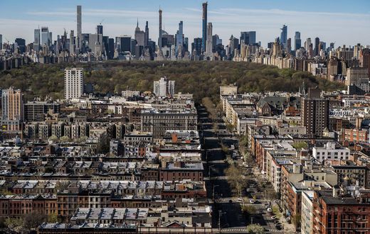 It's Now a Buyers' Market in Manhattan Real Estate