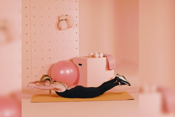 The Superman Will Give You Killer Abs ASAP