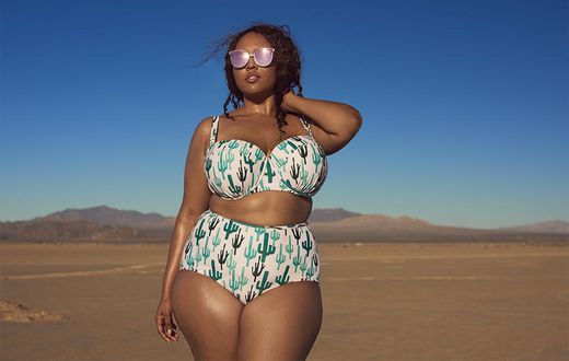 Beautiful lady in swimsuit(meeshyd)