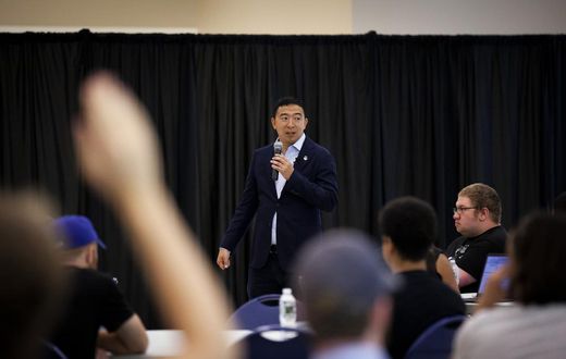 Andrew Yang Said He Would Give 10 People $1,000 Each Month. Is That Legal?