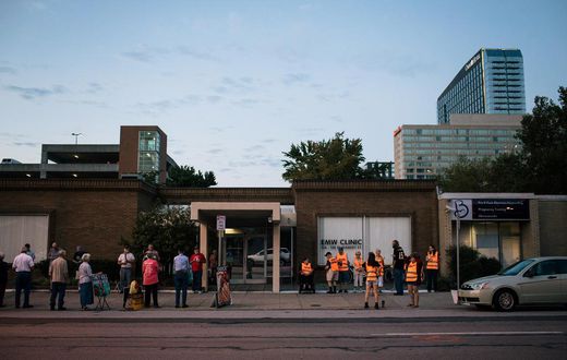 Politicians Draw Clear Lines on Abortion. Their Parties Are Not So Unified.