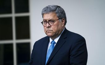 Warden and Two Guards at Jail Where Jeffrey Epstein Died Are Removed