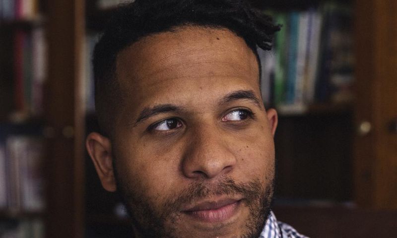 Discussing Blackness on Reddit? Photograph Your Forearm First