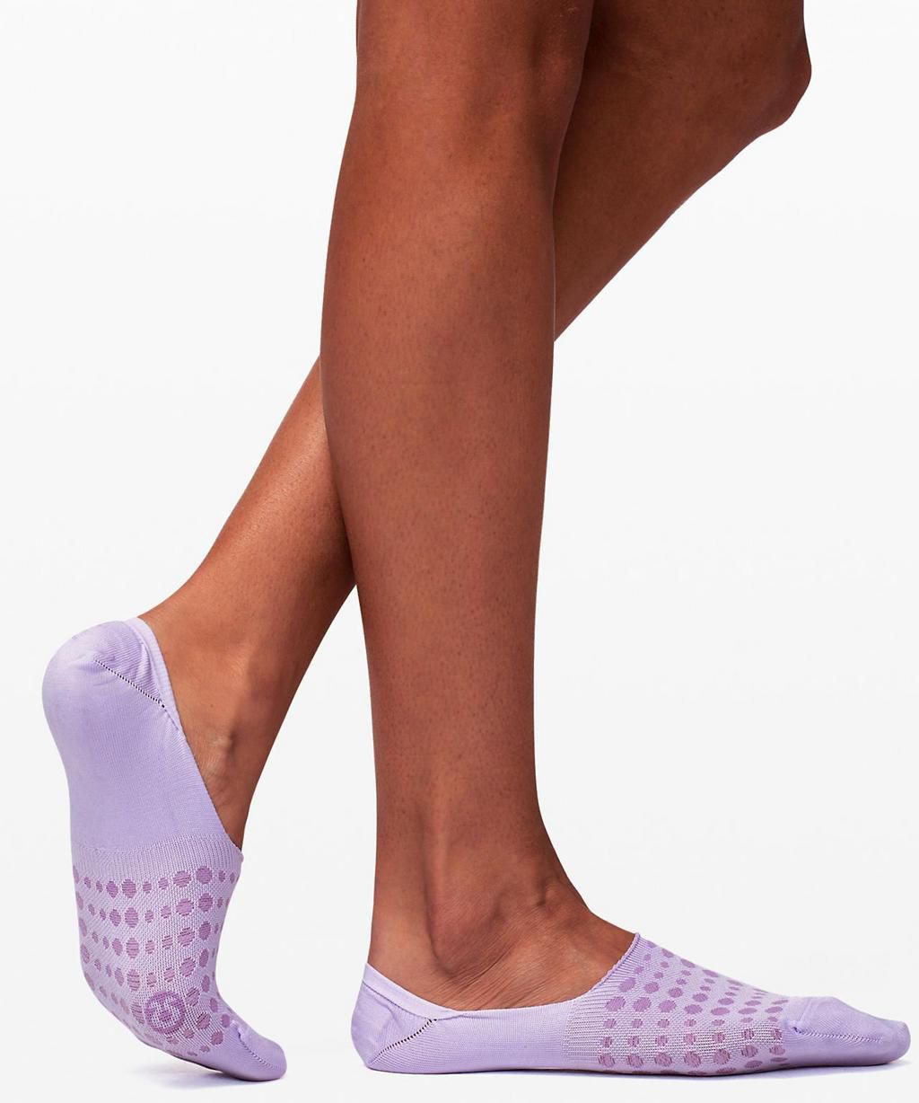 Lululemon's 'We Made Too Much' Sale Is Stocked With Tons Of Amazing Options Right Now