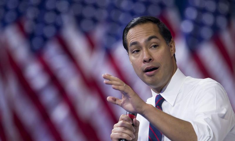 2020 Democrats Call for Gun Control in Las Vegas, 2 Years After Mass Shooting There