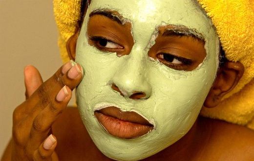 How to prepare banana face mask