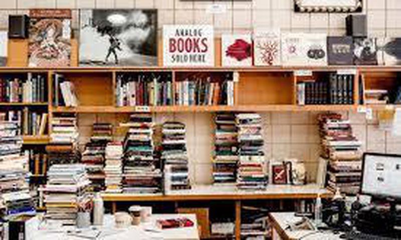 The legend of Moe's Books