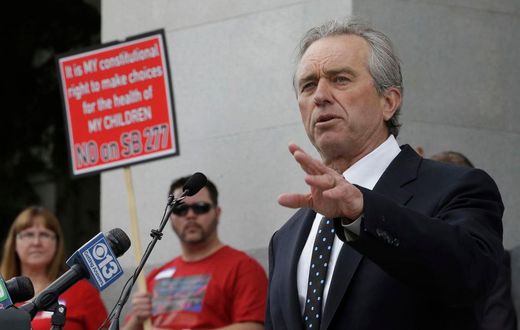 On vaccines 'he is wrong,' family says of Kennedy