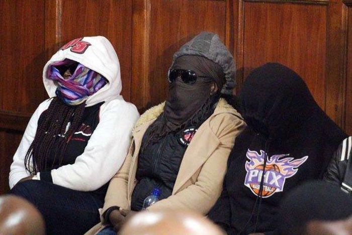 Maraga warns judges for allowing KRA suspects to wear masks in court
