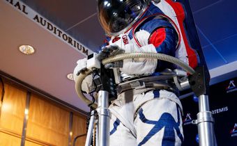 NASA's New Spacesuits Unveiled, for Trips to the Moon and Beyond