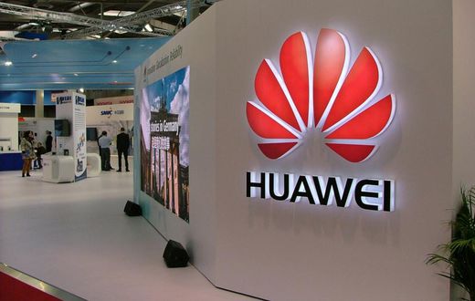 New Huawei phones will no longer have Facebook, WhatsApp, Instagram