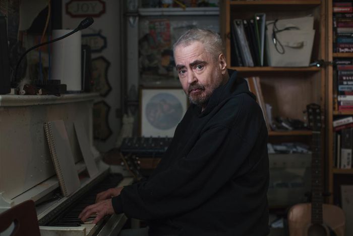 Daniel Johnston Dies; Gifted and Enigmatic Songwriter Was 58