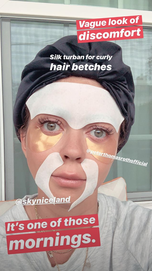 Sarah Hyland Shares Skincare Selfie On Instagram