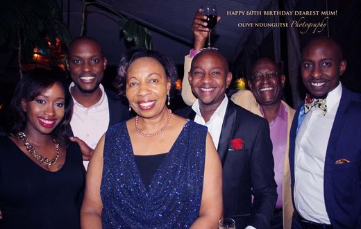 L-R: Janet Mbugua, Eddie Ndichu, Janet’s Mum, Samuel Mbugua, Their dad and Timothy Mbugua (officialjanetmbugua.com)