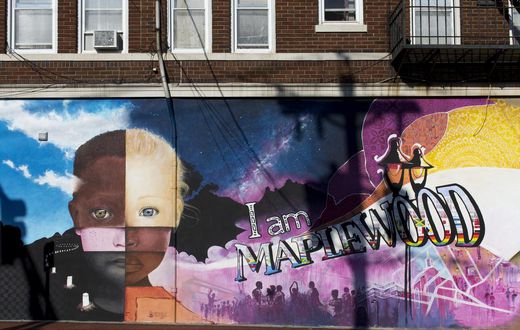 A Suburb Believed in Liberal Ideals. Then Came a New Busing Plan.