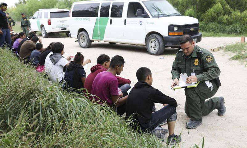New Rule to Bar Asylum Seekers Is Blocked After a Day of Dueling Rulings