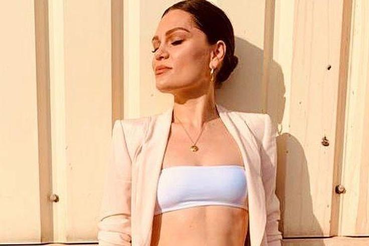 Jessie J Shows Off Super Toned Abs In Cool Suit