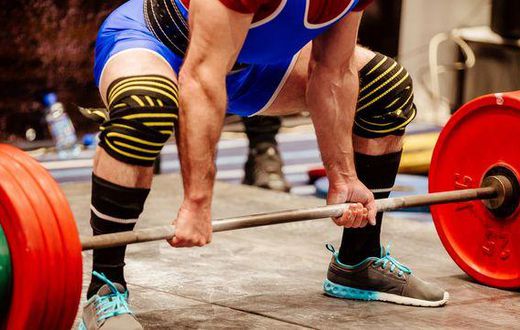 The Difference Between 'Raw' and 'Equipped' Lifts