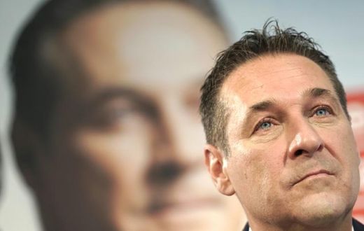 Former Freedom Party (FPOe) leader Heinz-Christian Strache is expected to give a "personal statement" on Tuesday