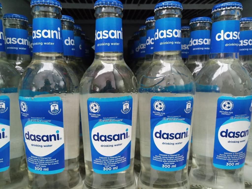 Quench your thirst, help save the world with this bottle of Dasani going for only Sh20