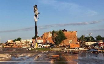 Deadly Tornado strikes El Reno, an Oklahoma City suburb