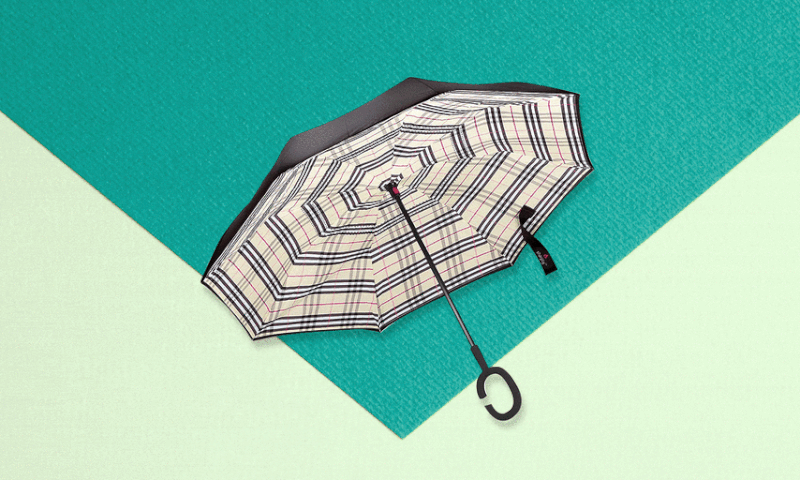 People Love This Inverted Windproof Umbrella
