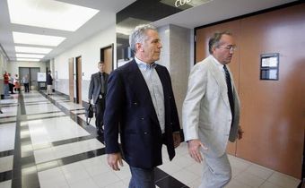 Fresh out of jail, Jeffrey Epstein was welcomed by the rich and powerful