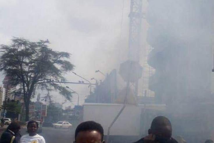 Chaos in Kangemi as youth storm census enumerators training session, police lob teargas