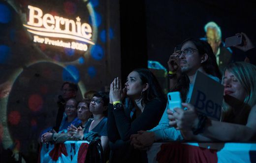 Bernie Sanders After Dark: Inside His First 'Grassroots Fundraiser'